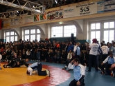 27.12.: Groe Kulisse im Kampf des RV Thalheim gegen den AC Lichtenfels.  (KLICK zum Vergrern!]