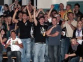 Die Ultras feiern. - KLICK zum Vergrern!