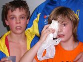 Alois Stürmer und Benjamin Opitz erschöpft nach dem Kampf. - [KLICK zum Vergrößern!]