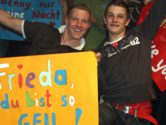 Die wohl gr��ten Fans der Schwed(inn)en. - [KLICK zum Vergr��ern!]