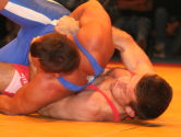 Thomas Berger rollt Robert Weber vom ACA