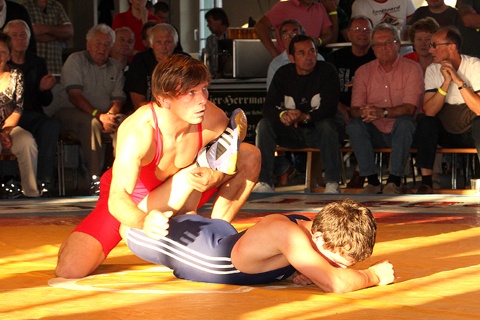 Sven Bachmann agiert trotz Erk�ltung souver�n. [KLICK zum Vergr��ern!]