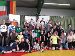 02-Thalheim-Team-komplett