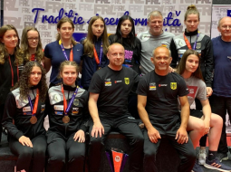 Team D in Bukarest