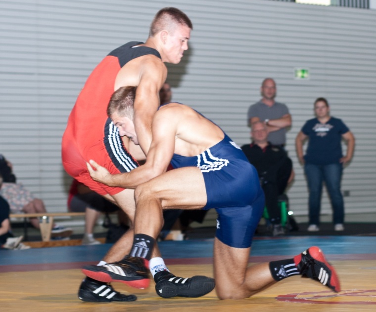 tl_files/rvt/images/Regionalliga/120901Luftfahrt2-Th/3166-Papsdorf-Mehlhorn.jpg