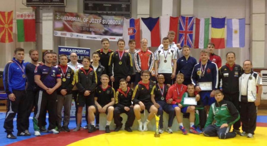 tl_files/rvt/images/Sonstiges/helpjpg/2016/Teambild_Svoboda.jpg