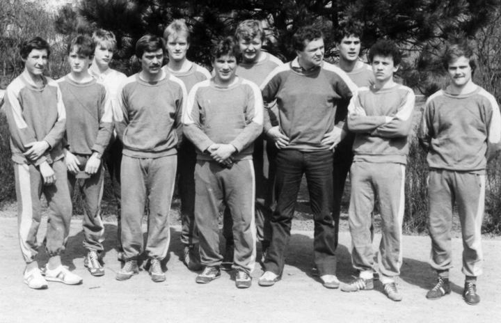 tl_files/rvt/images/geschichte/1987-Aufstiegs-Team_zur_Oberliga2.jpg